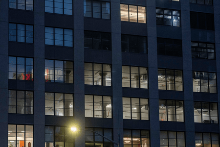 Office Market Woes: Shrinking Spaces, Soaring Vacancies